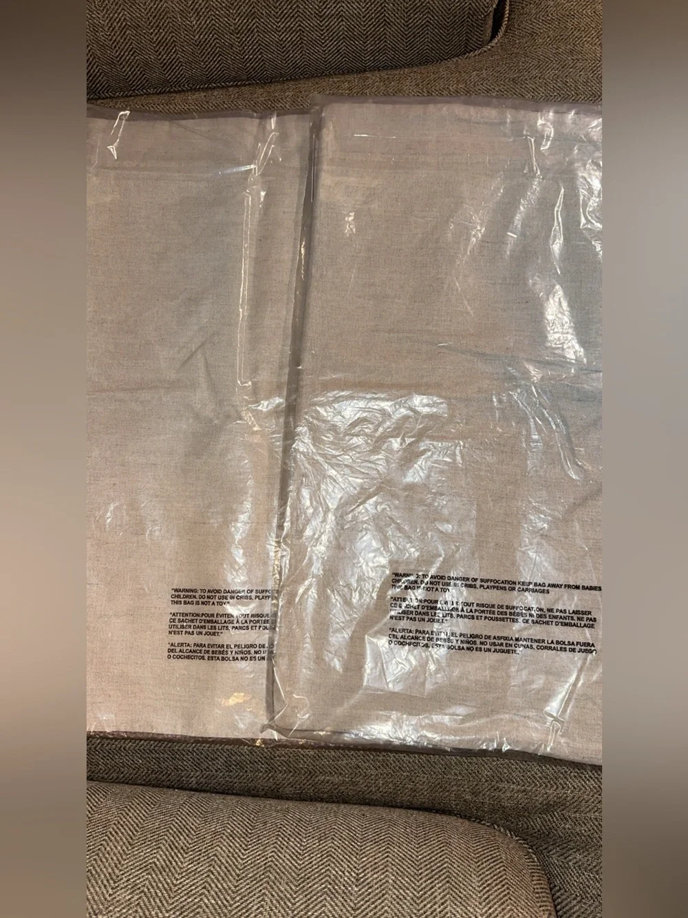 NWT (1) Pottery Barn Faye Textured Linen 16